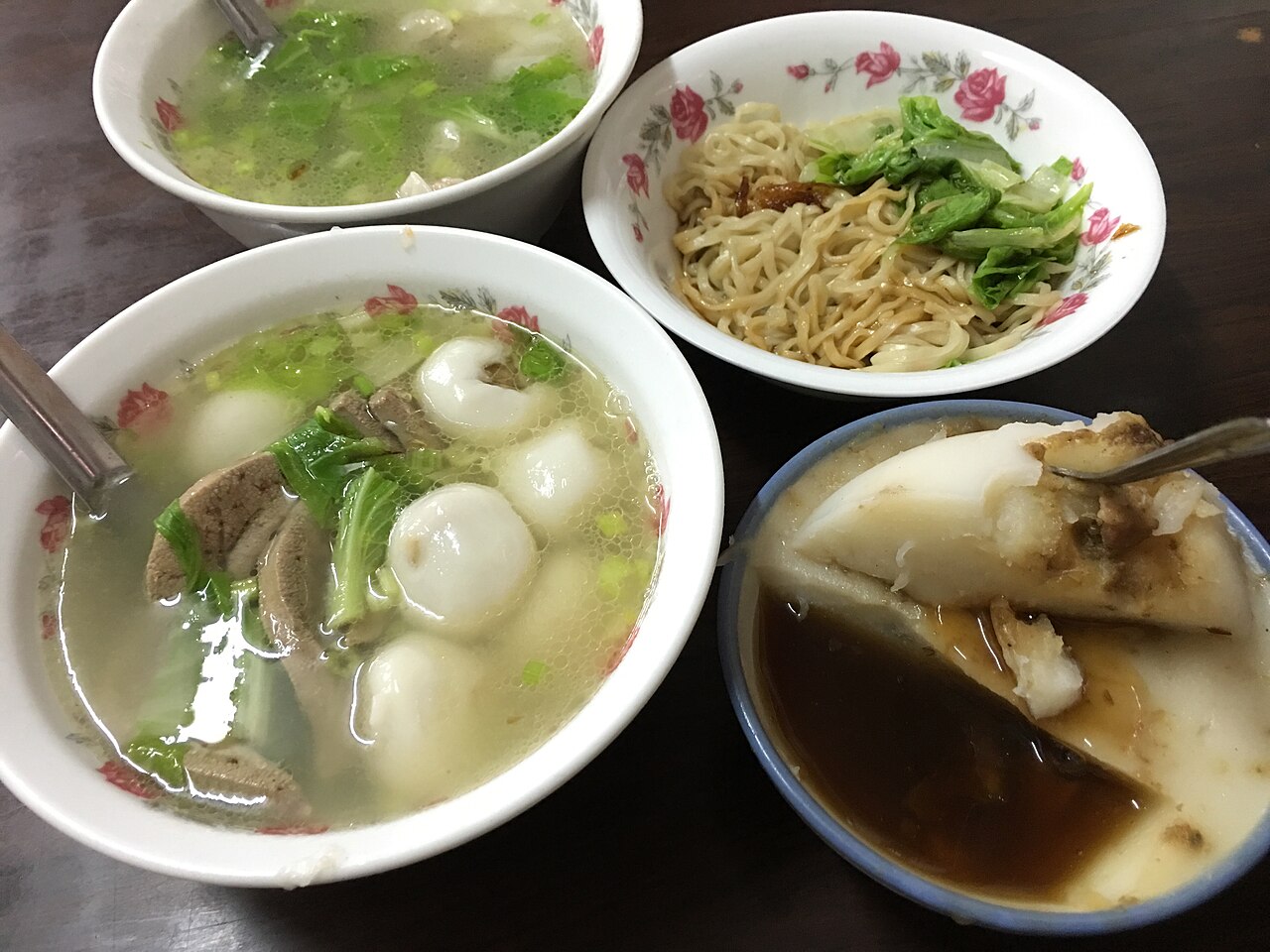 Ching Hsi Snack Shop (清溪小吃部)