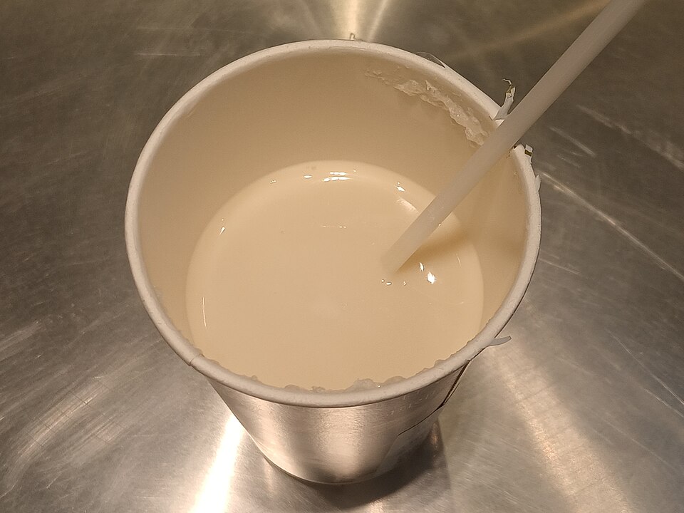 Black tea with milk