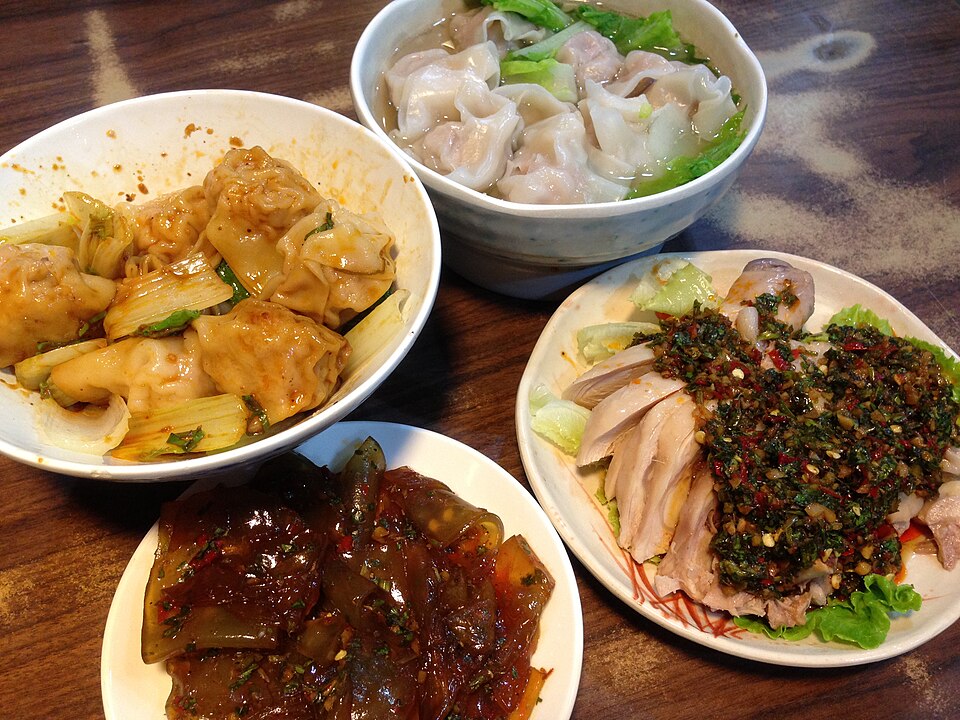 wontons in chilli oil