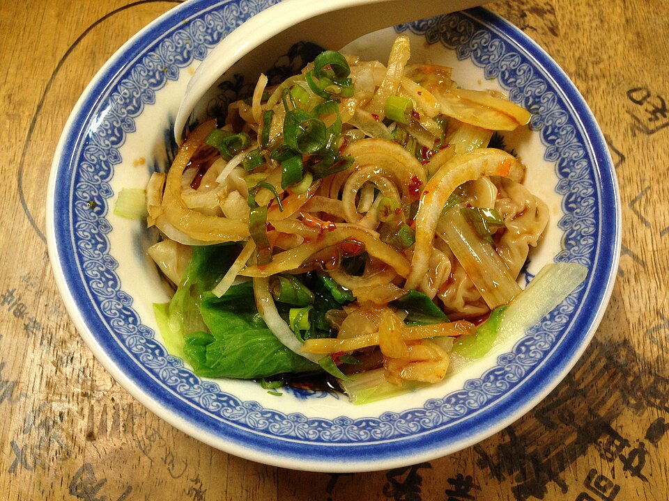 wontons in chilli oil