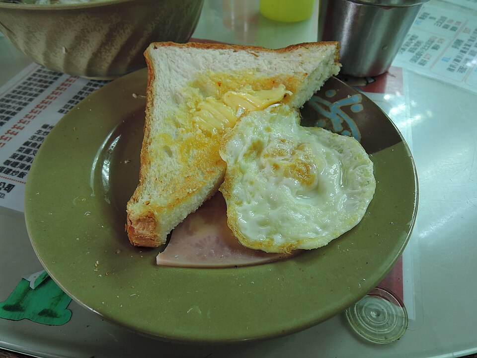toast with fried egg