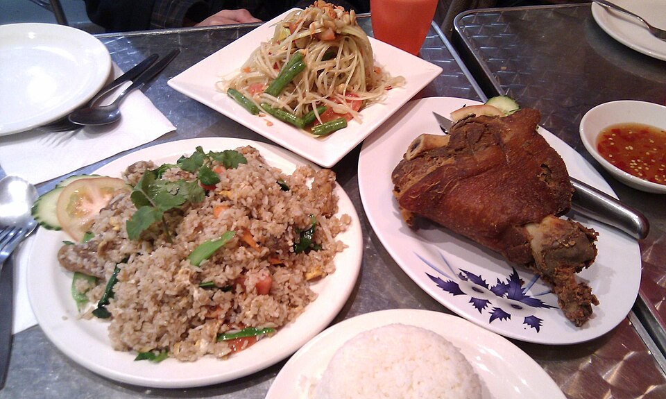 Green papaya salad