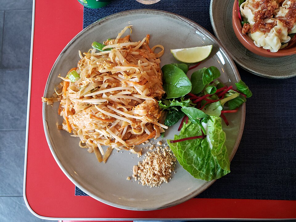 Pad thai