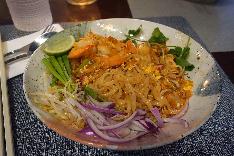 Pad thai