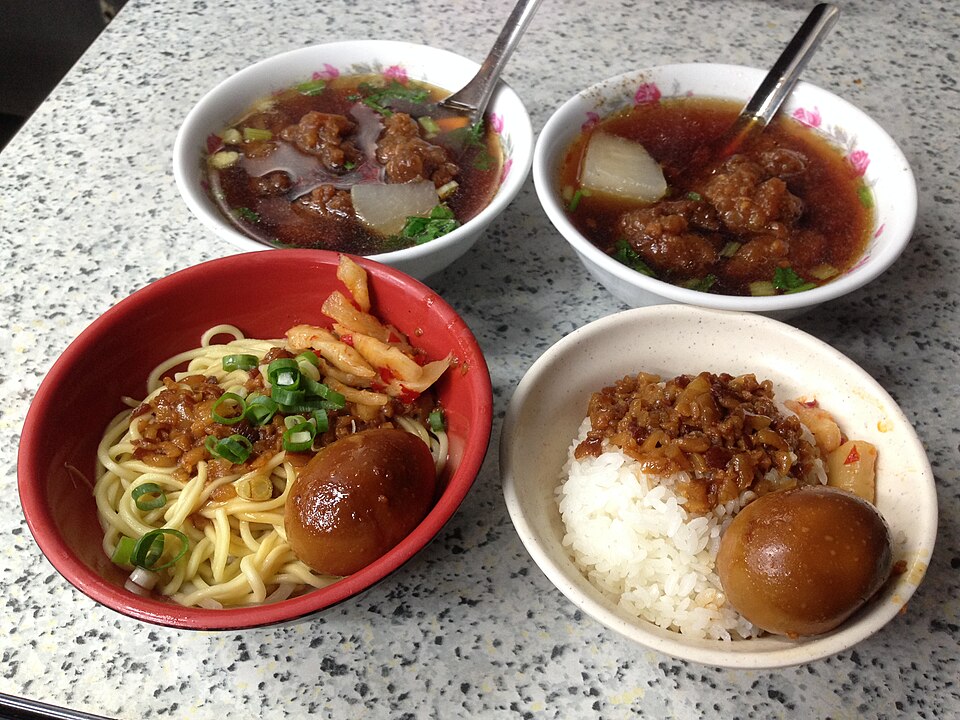 Pork bone soup