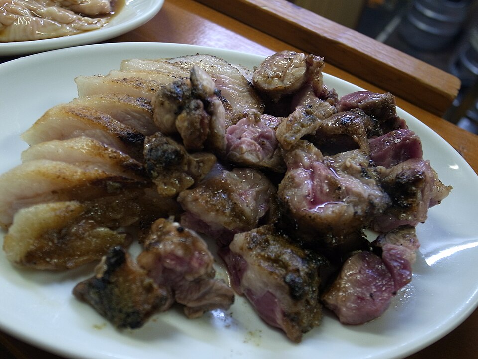 Sliced pork tongue