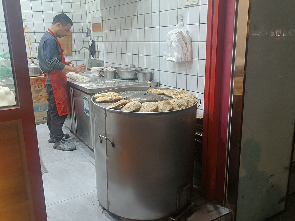Shaobing and soy milk breakfast
