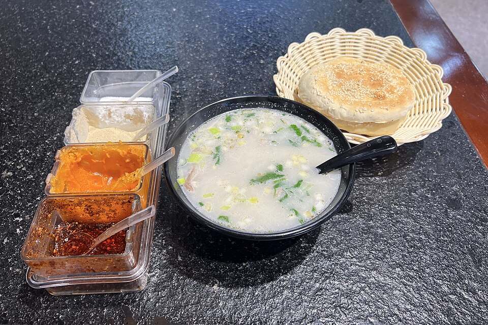 Shaobing and soy milk breakfast