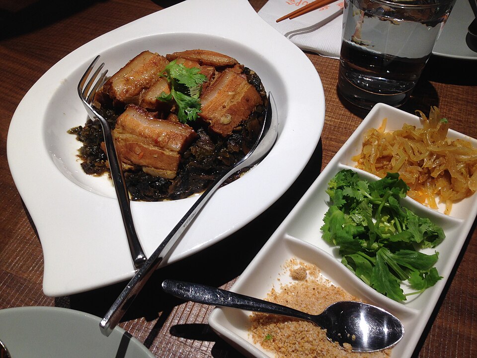 Braised pork belly with taro