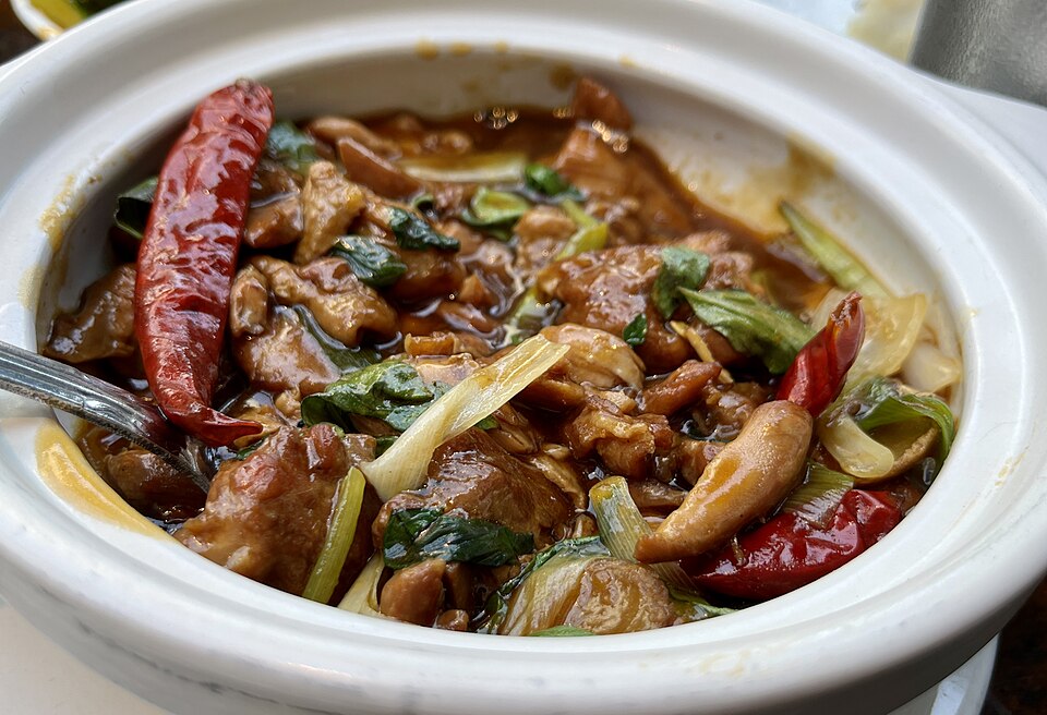 Three-cup chicken