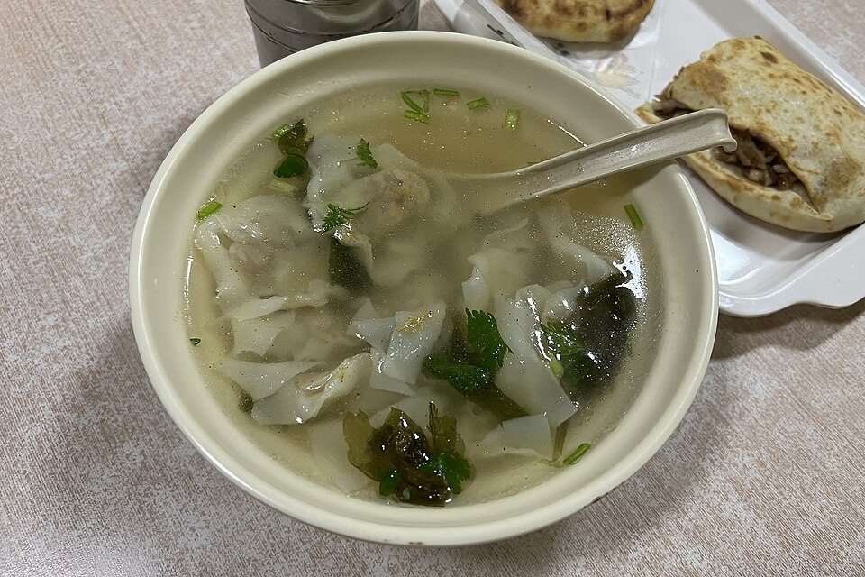 Wonton soup